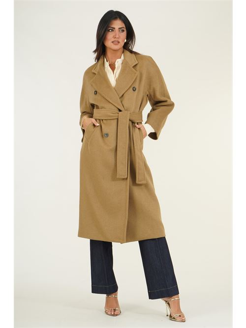 Cappotto in misto lana con cintura